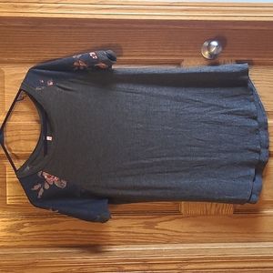 Short sleeve casual shirt